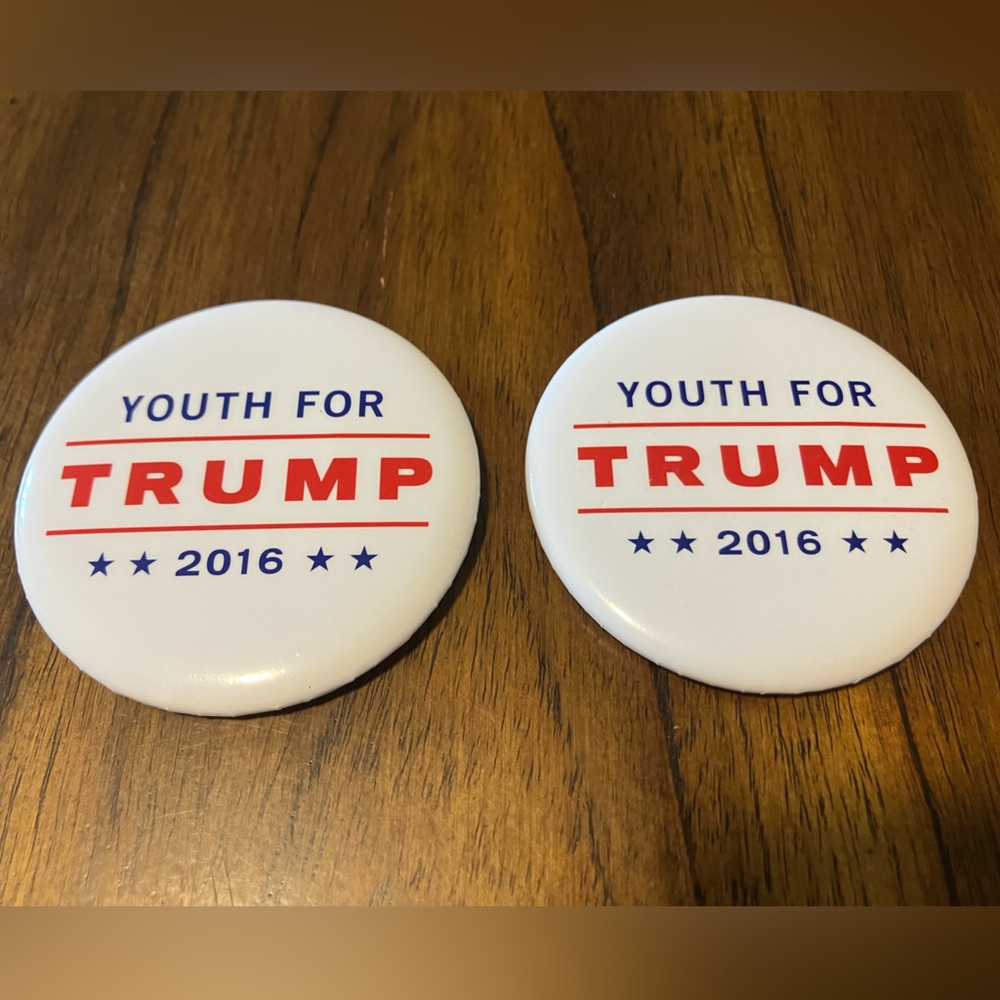Youth for Trump 2016 Buttons -Set of 2- EUC